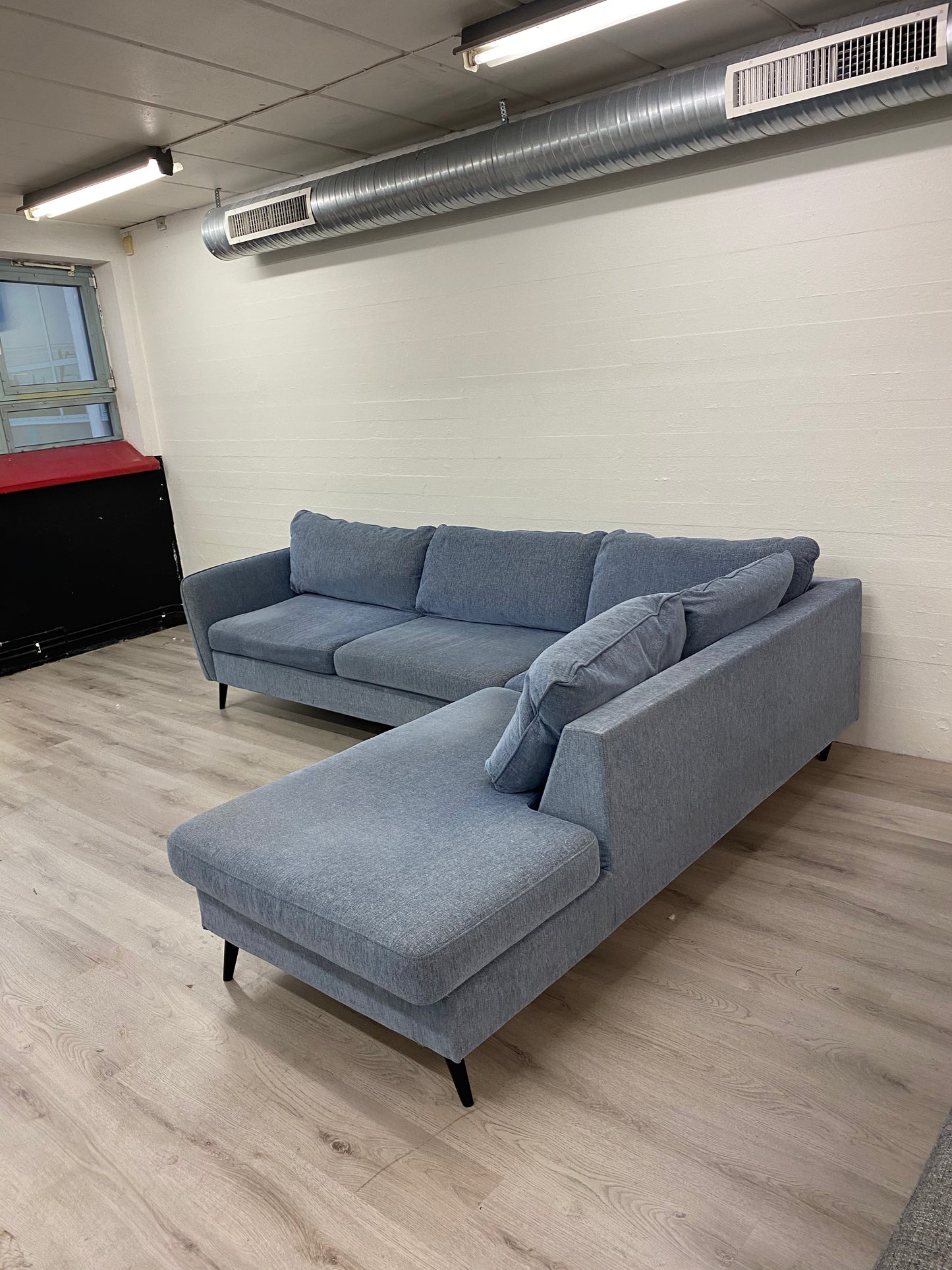 County 2,5-sits soffa med divan höger